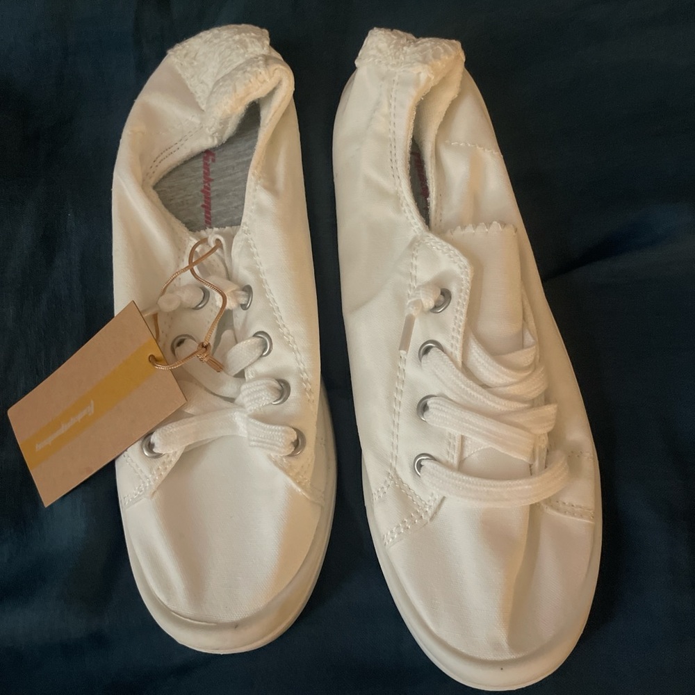 White Casual Sneakers